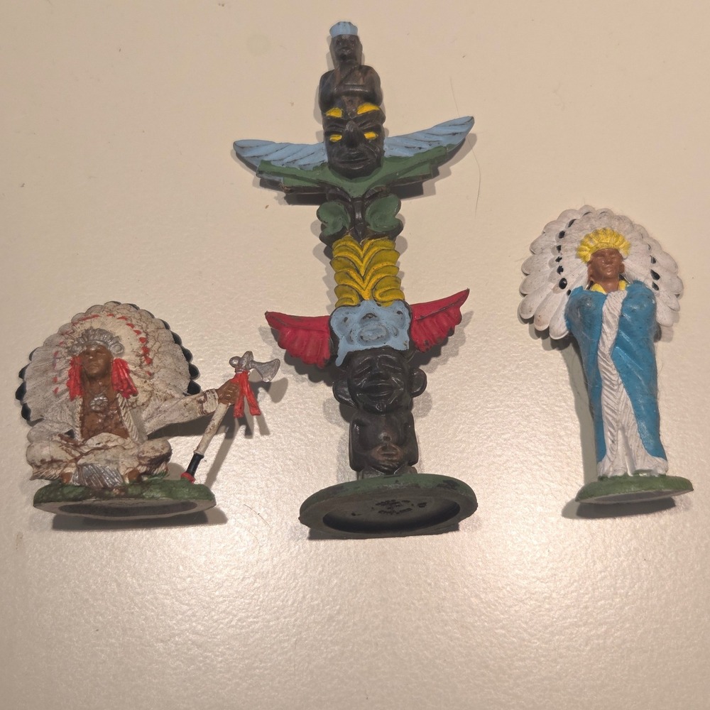 Vintage Britain's Herald Made in England Native American Totem Pole AS IS‎